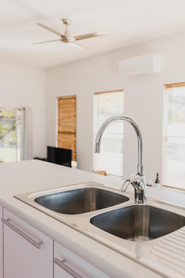 S T U D I O 22 Peaceful Retreat With Garden Views Daire Port Lincoln Dış mekan fotoğraf